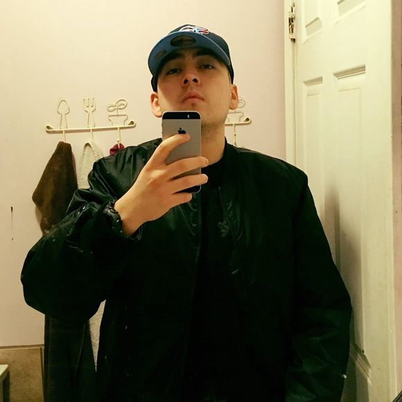 Meet your Posher, Peter - Picture 1 of 1